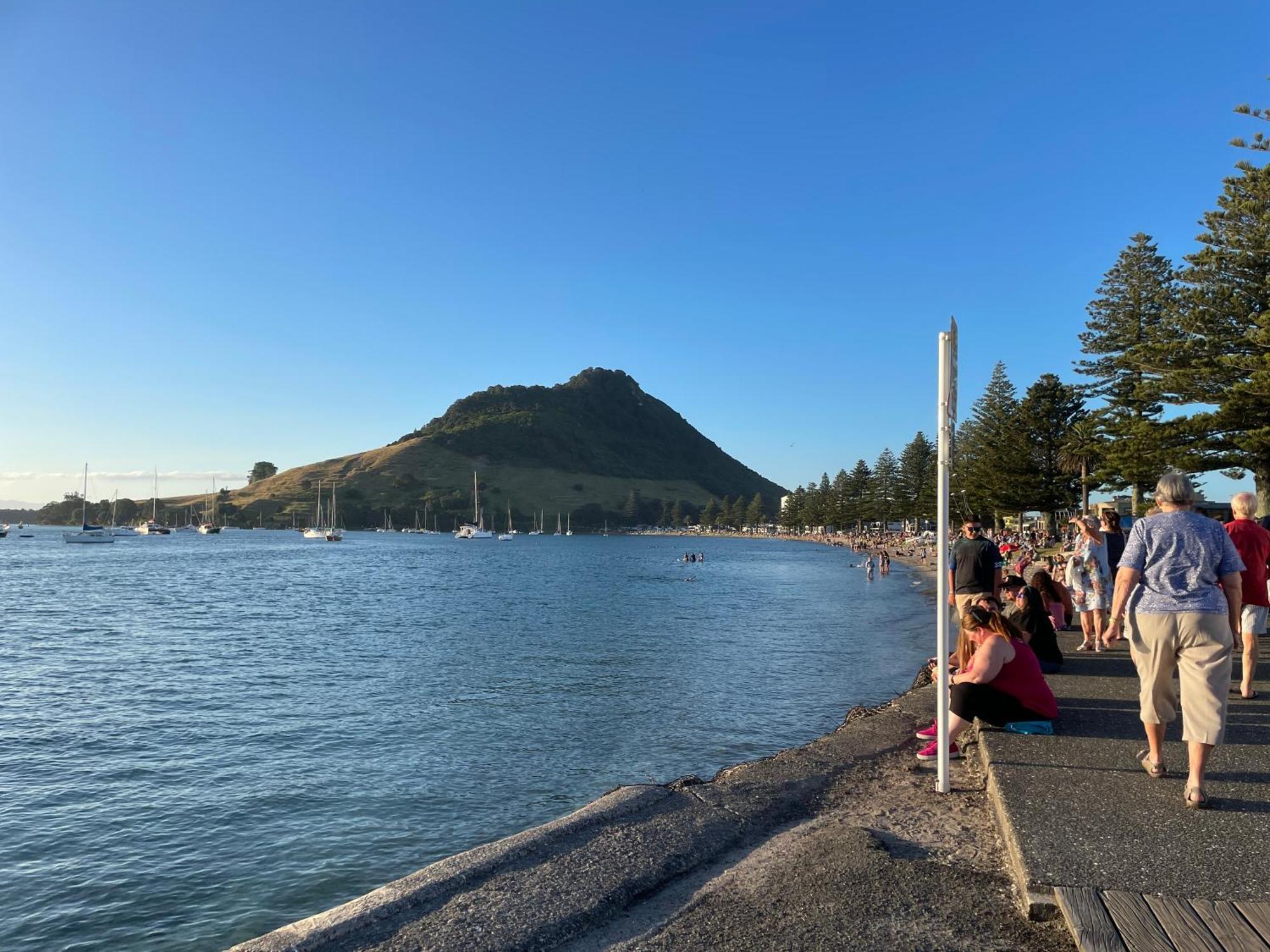 Holiday House Mount Maunganui Buitenkant foto