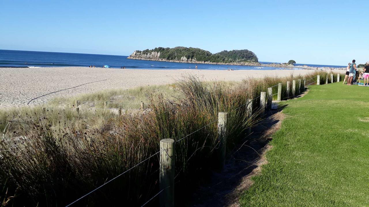 Holiday House Mount Maunganui Buitenkant foto